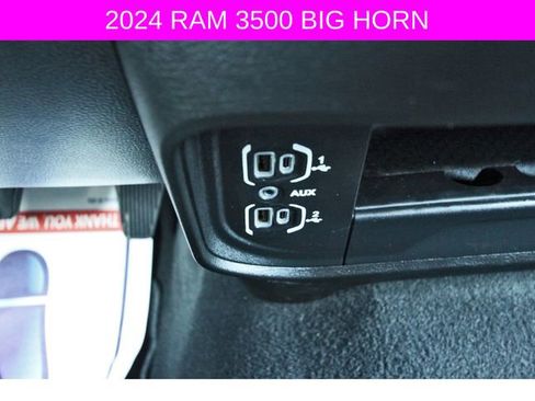 Used 2024 RAM 3500 Big Horn w/ Night Edition AWD/4WD image 29