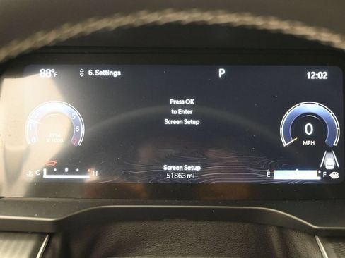 Used 2023 Jeep Grand Cherokee Laredo RWD image 14