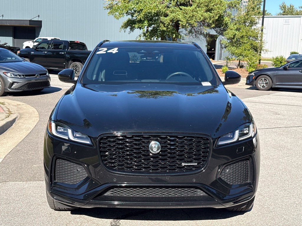 Used 2024 Jaguar F-PACE R-Dynamic S AWD/4WD image 8