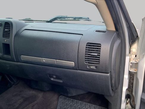 Used 2012 Chevrolet Silverado 1500 LT RWD image 18