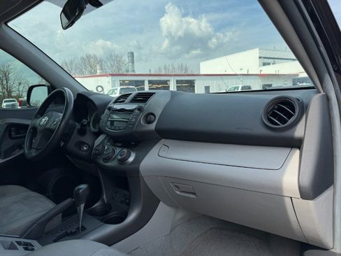 Used 2009 Toyota RAV4 4WD image 20