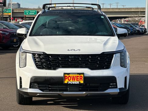 Certified 2025 Kia Sorento SX Prestige image 9