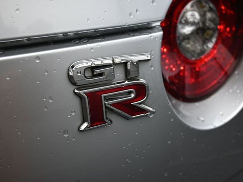 Used 2012 Nissan GT-R Premium AWD/4WD image 12