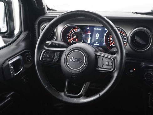 Used 2021 Jeep Gladiator Sport AWD/4WD image 14