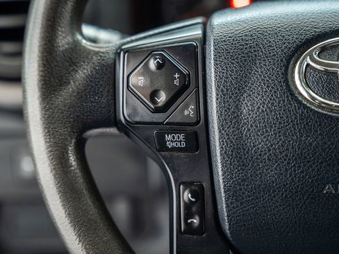 Used 2020 Toyota Tacoma SR w/ SX Package AWD/4WD image 28