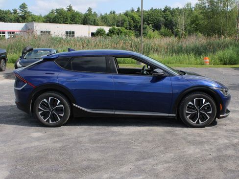 Used 2022 Kia EV6 Wind AWD/4WD image 5