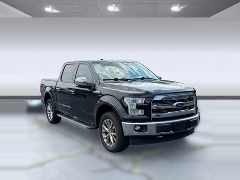 Used 2017 Ford F150 Lariat w/ Equipment Group 502A Luxury AWD/4WD image 5
