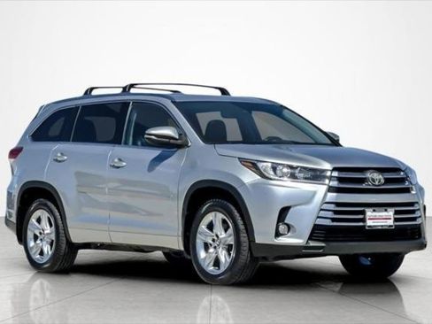 Certified 2017 Toyota Highlander Limited image 30