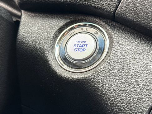 Used 2017 Hyundai Tucson Sport image 32