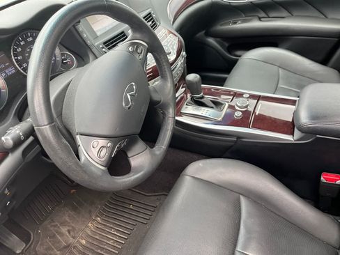 Used 2019 INFINITI Q70 Luxe w/ Proactive Package AWD/4WD image 24