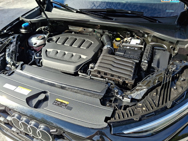 Certified 2026 Audi Q3 quattro 2.0T AWD/4WD image 27