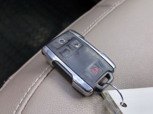 Used 2016 GMC Canyon SLT image 37