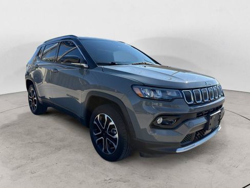 Used 2022 Jeep Compass Limited AWD/4WD image 3