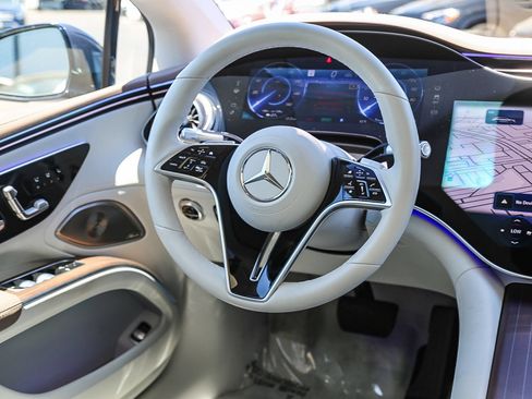 Used 2023 Mercedes-Benz EQS 580 4MATIC Sedan image 13