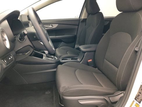 Used 2021 Kia Forte LXS FWD image 17