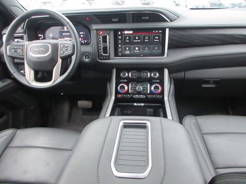 Certified 2024 GMC Yukon Denali w/ LPO, Floor Liner Package image 16