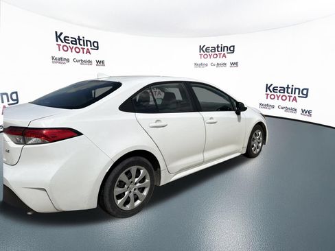 Used 2024 Toyota Corolla LE FWD image 3