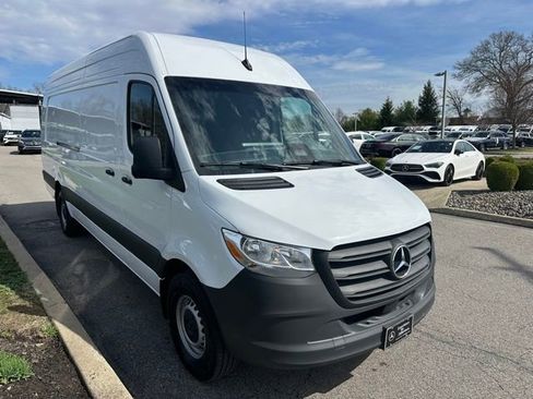 Used 2026 Mercedes-Benz Sprinter 2500 image 7