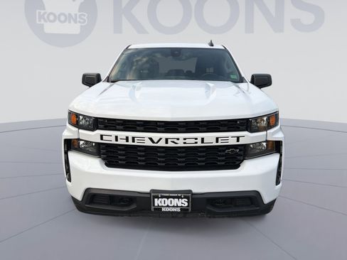 Used 2022 Chevrolet Silverado 1500 Custom w/ LPO, Blackout Package image 11