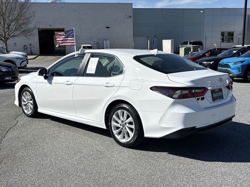 Used 2024 Toyota Camry LE FWD image 7