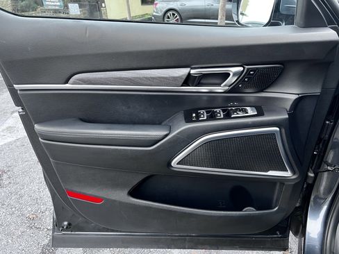 Used 2022 Kia Telluride SX image 28