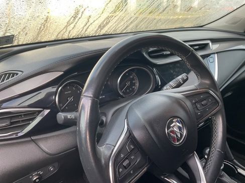 Used 2022 Buick Encore GX Select w/ Sport Touring Package image 3
