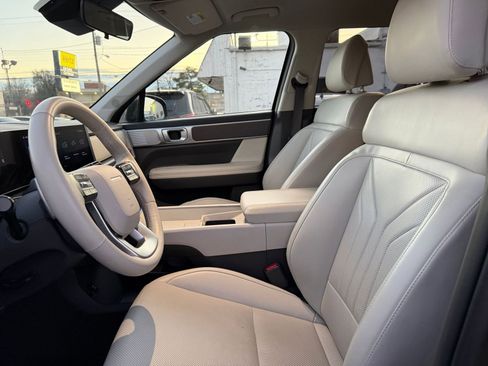 Used 2025 Hyundai Santa Fe SEL image 28