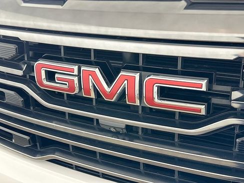 Used 2022 GMC Sierra 1500 AT4 w/ AT4 Premium Package image 27