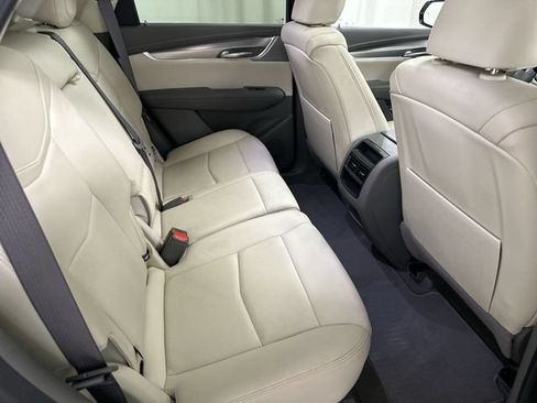 Certified 2024 Cadillac XT5 Premium Luxury AWD/4WD image 18