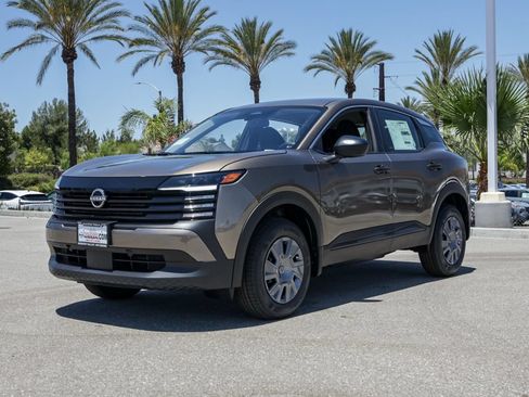New 2026 Nissan Kicks S FWD image 8