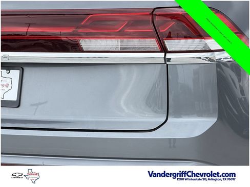 Used 2024 Volkswagen Atlas Cross Sport SE FWD image 7
