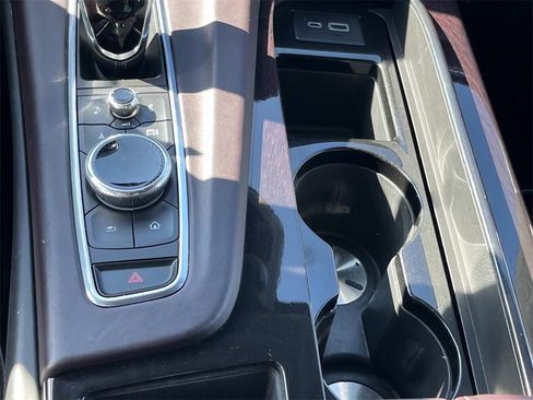 Used 2021 Cadillac Escalade Sport Platinum image 19