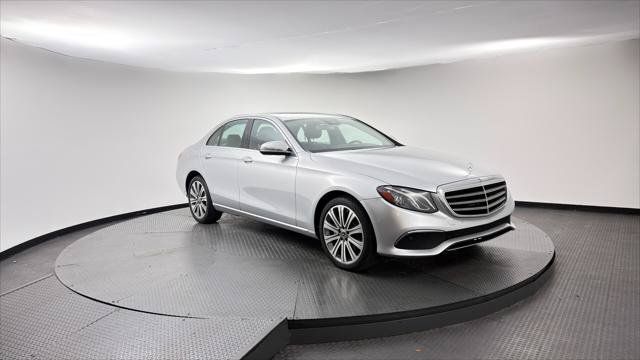 Used 2018 Mercedes-Benz E 300 4MATIC w/ Premium 1 Package image 11