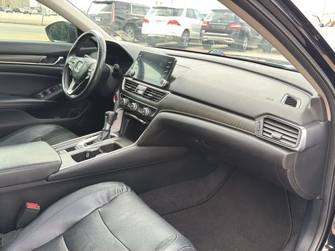 Used 2018 Honda Accord EX-L image 48