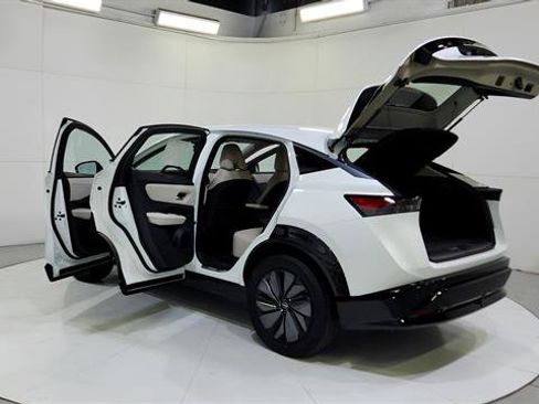 Certified 2024 Nissan Ariya AWD image 31