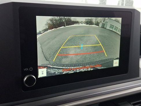 Certified 2025 Toyota 4Runner SR5 image 17