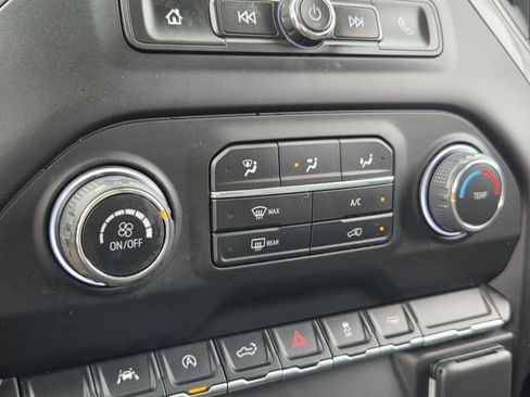 Used 2022 Chevrolet Silverado 1500 Custom RWD image 22