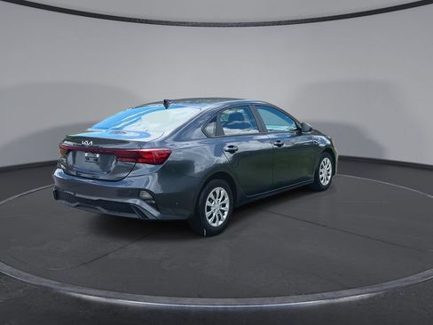 Used 2024 Kia Forte LX FWD image 8