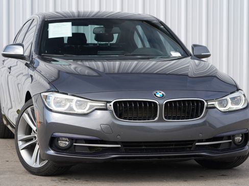 Used 2017 BMW 330e image 2