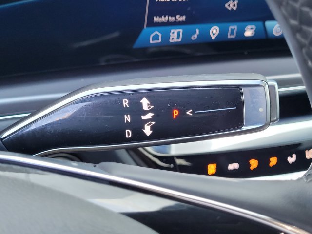 Certified 2024 Cadillac Lyriq Tech RWD image 19
