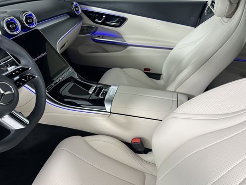 New 2026 Mercedes-Benz CLE 300 4MATIC Cabriolet image 4