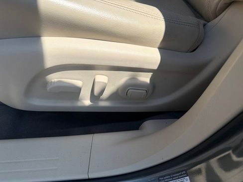 Used 2016 Nissan Murano Platinum w/ Platinum Technology Package AWD/4WD image 11