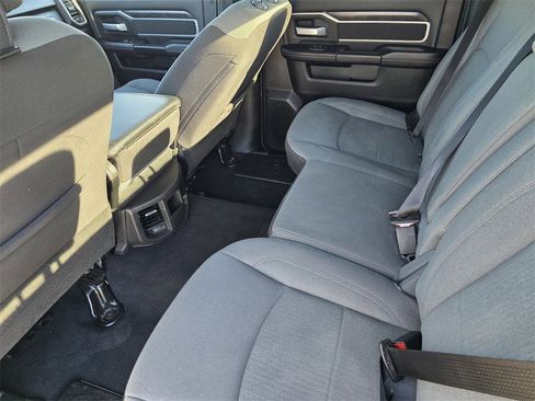 Used 2024 RAM 2500 Big Horn image 24