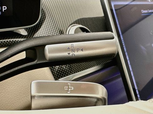 Used 2025 Mercedes-Benz S 580 4MATIC Sedan image 18