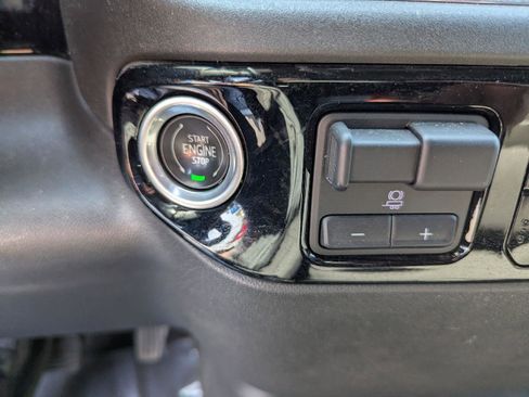 Used 2023 GMC Sierra 1500 SLE AWD/4WD image 20