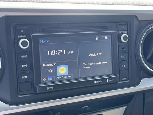 Used 2017 Toyota Tacoma SR5 w/ Tow Package AWD/4WD image 28