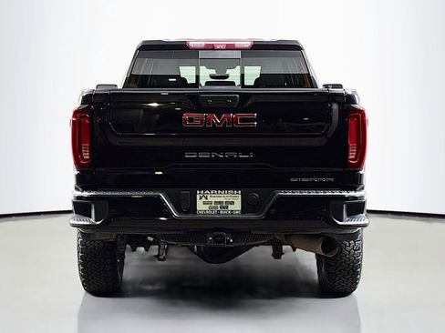 Used 2021 GMC Sierra 3500 Denali w/ Denali Black Diamond Edition image 7