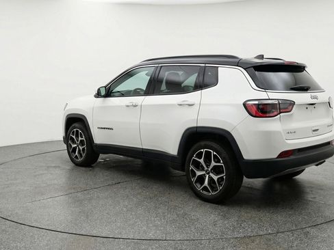 Used 2025 Jeep Compass Limited AWD/4WD image 6