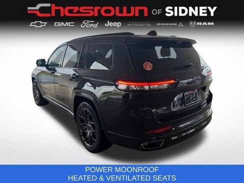 Used 2023 Jeep Grand Cherokee L Summit AWD/4WD image 7