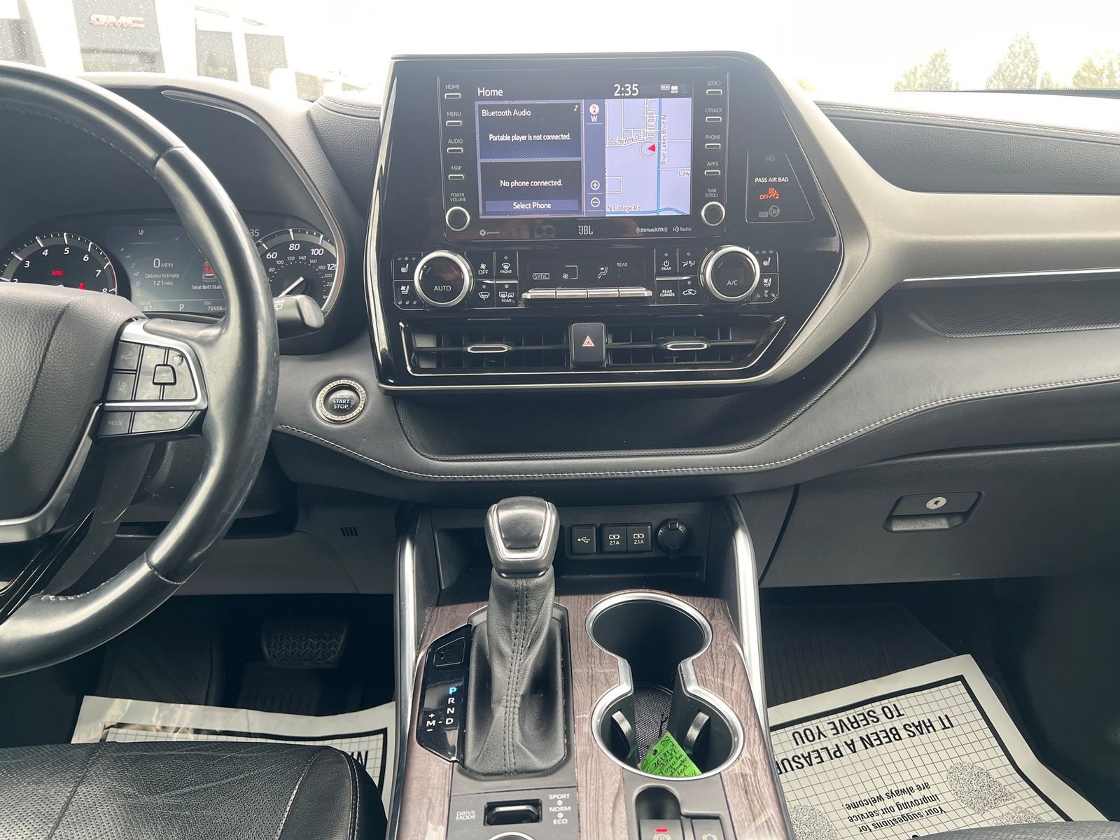 Used 2021 Toyota Highlander Limited AWD/4WD image 19